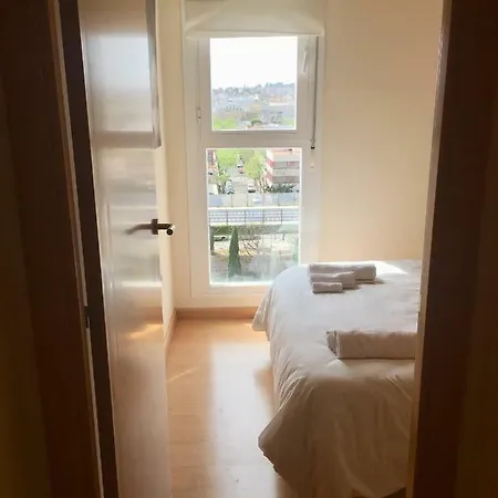 Apartamento Nuevo Con Wifi&garaje Gratis *
